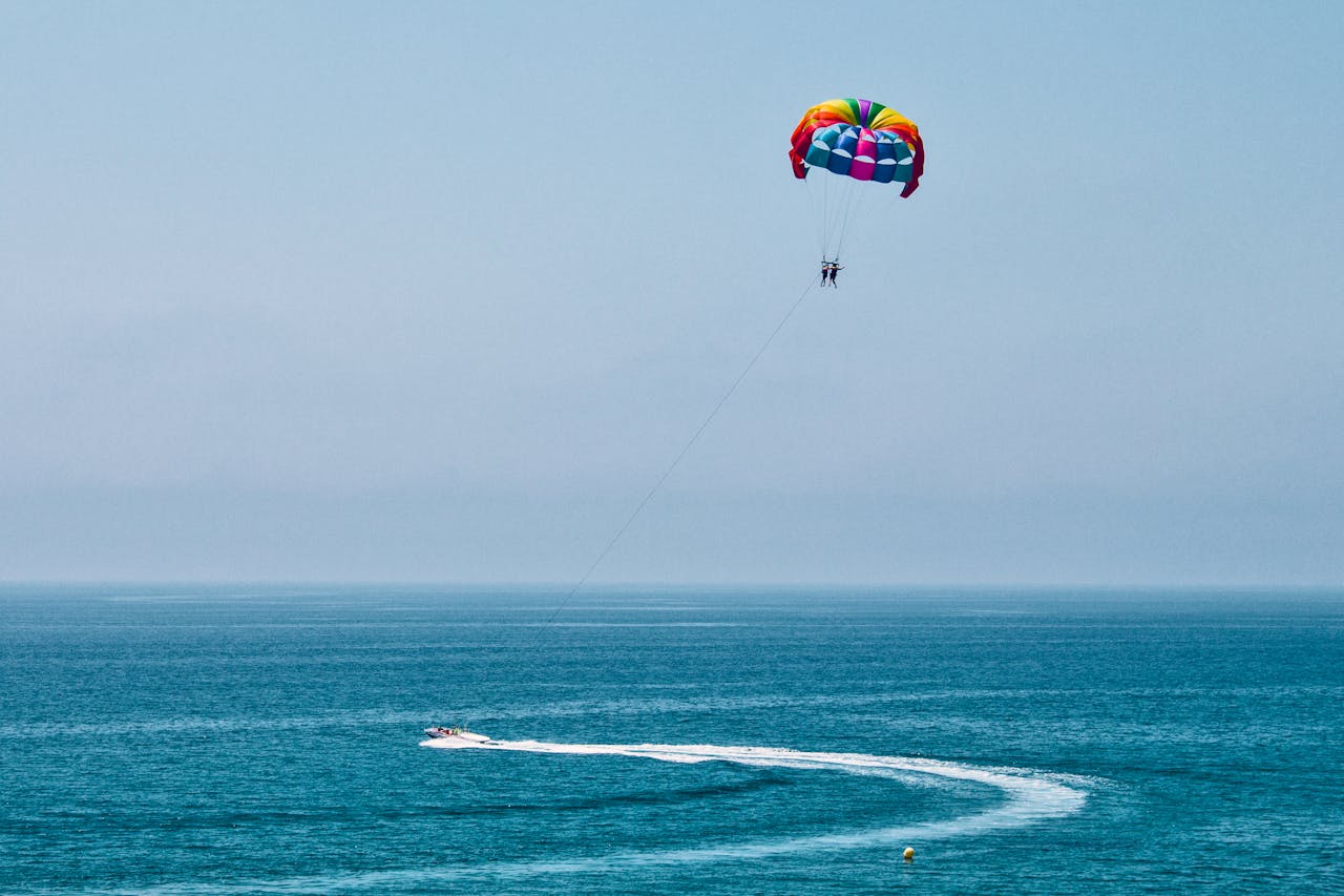 Parasailing nad polskim morzem parasailing nad morzem